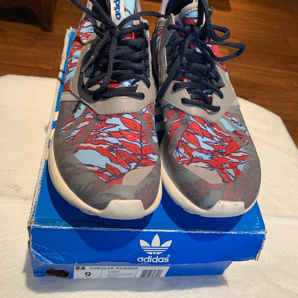 Adidas Tubular Runner
